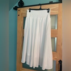 White maxi skirt
